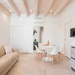 Eleia Domos - Mirea Homes 아파트 모노폴리