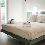 Eleia Domos - Mirea Homes 아파트 모노폴리