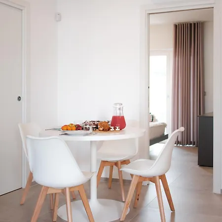 公寓 Eleia Domos - Mirea Homes *