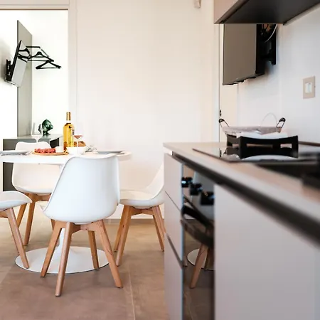 Eleia Domos - Mirea Homes 公寓 莫诺波利