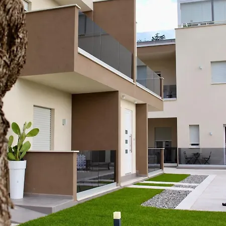 Eleia Domos - Mirea Homes * Monopoli